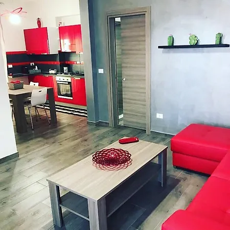 Casa Vacanze Manu بيت للعطل غالاتينا