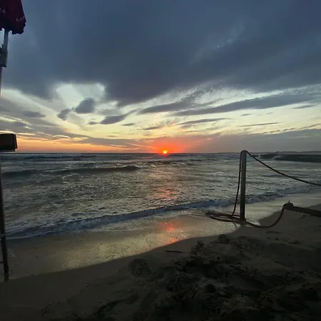 Casa Vacanze Manu غالاتينا