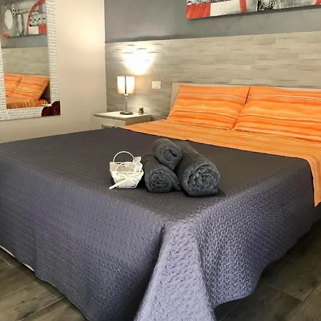 Casa Vacanze Manu * غالاتينا